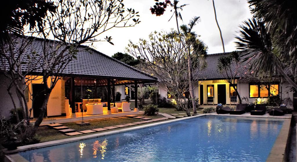 Finn'S Villa Santai Семиньяк Экстерьер фото